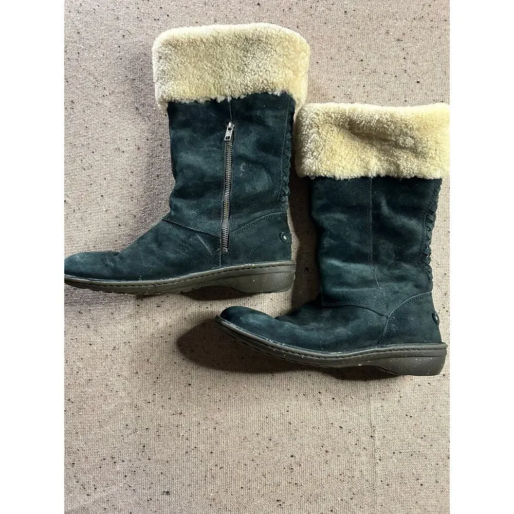 UGG Karyn Black Sheepskin Cuff Boots Size 8 | Classic Cozy Winter Style